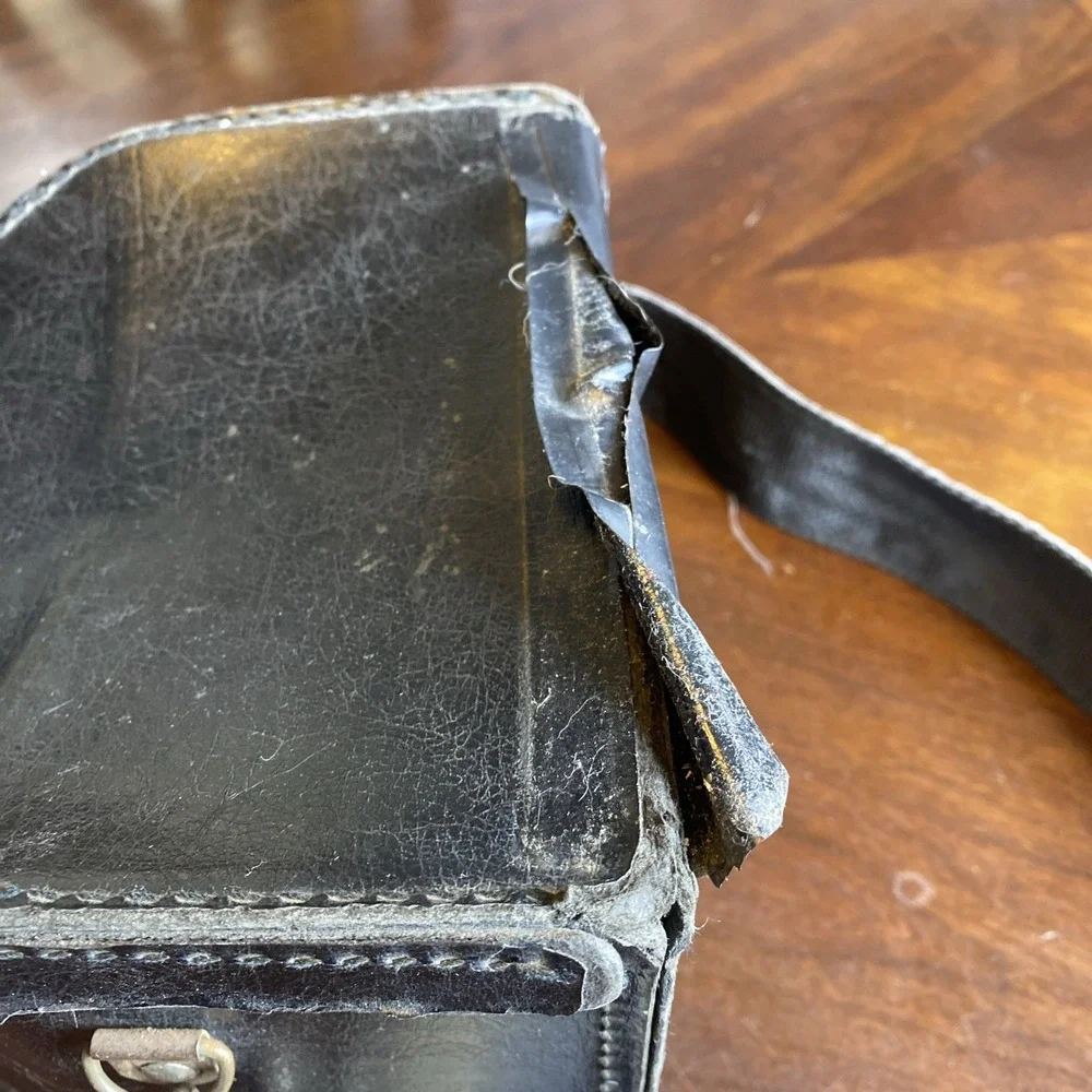 Vintage Polaroid Pronto! RF Instant Land Camera w/ Polaroid Branded Leather case